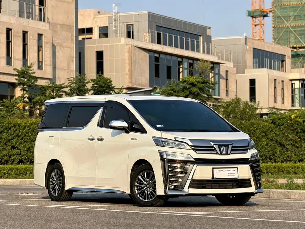 Toyota Vellfire — миниатюра 3