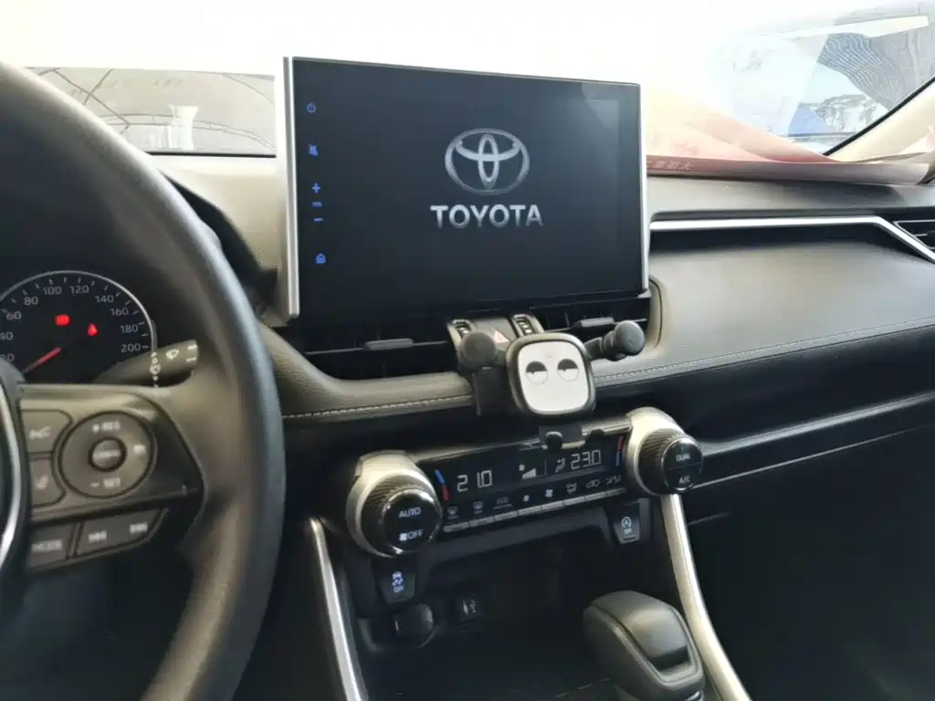 Toyota Wildlander — миниатюра 13