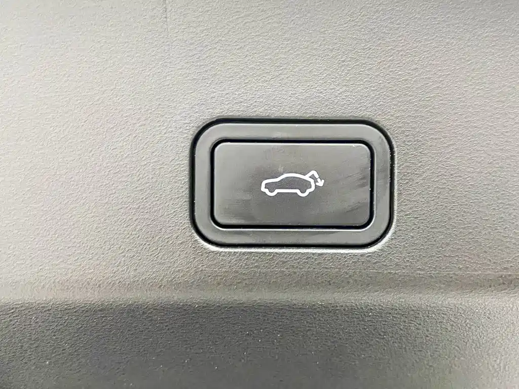 Geely Boyue L — миниатюра 24