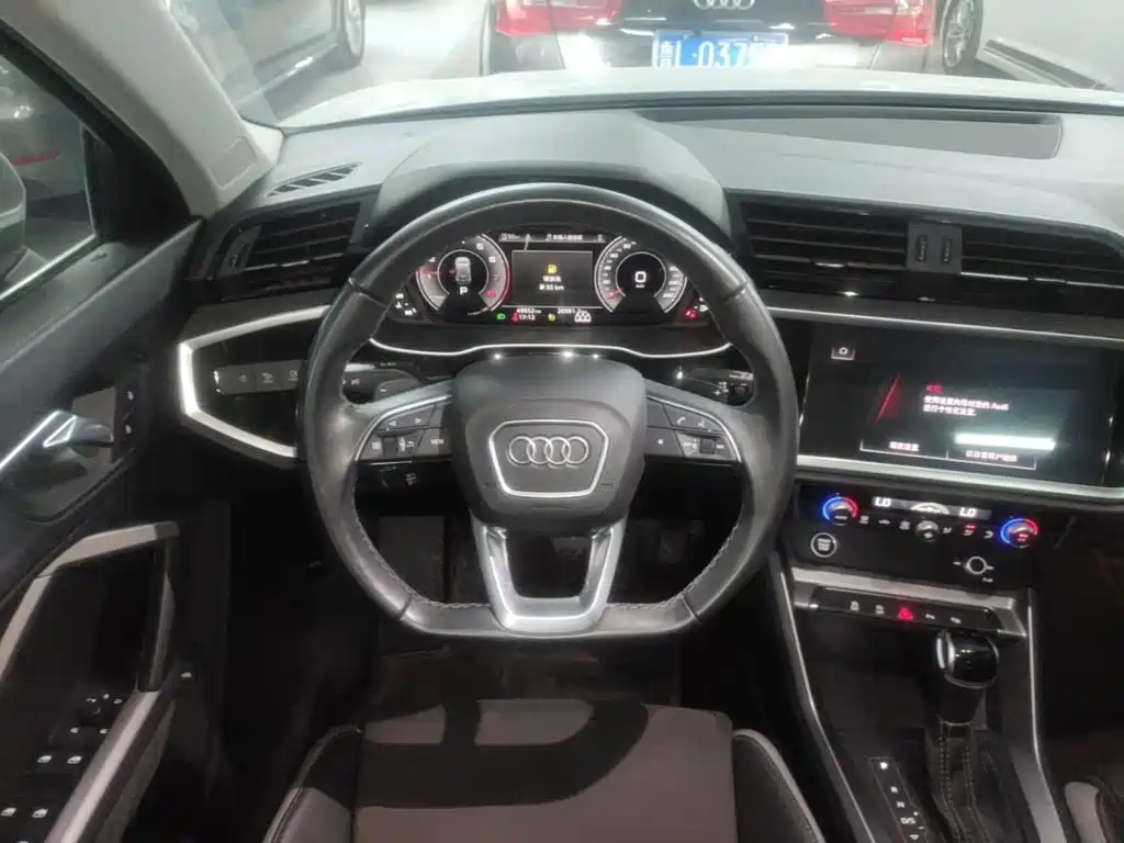 Audi Q3 — миниатюра 11