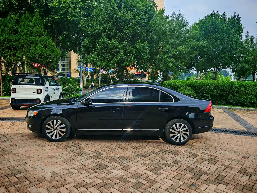 Volvo S80L — миниатюра 12