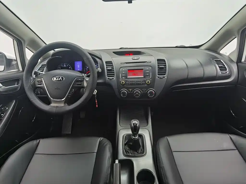 Kia K3 — миниатюра 5