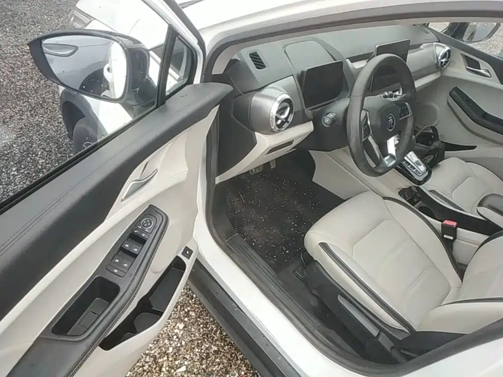 BYD Yuan Pro — миниатюра 16