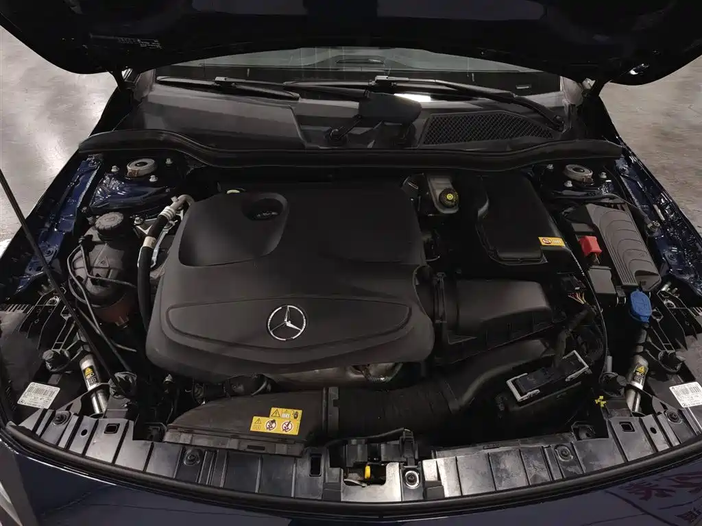Mercedes-Benz GLA 2016 GLA 200 Fashion