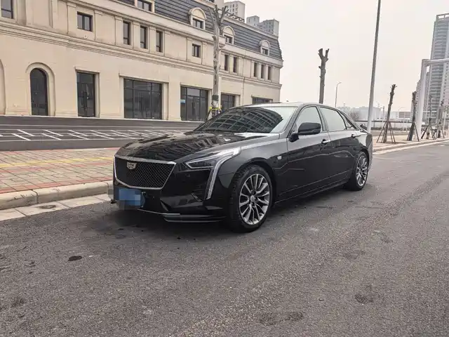 CADILLAC CT6