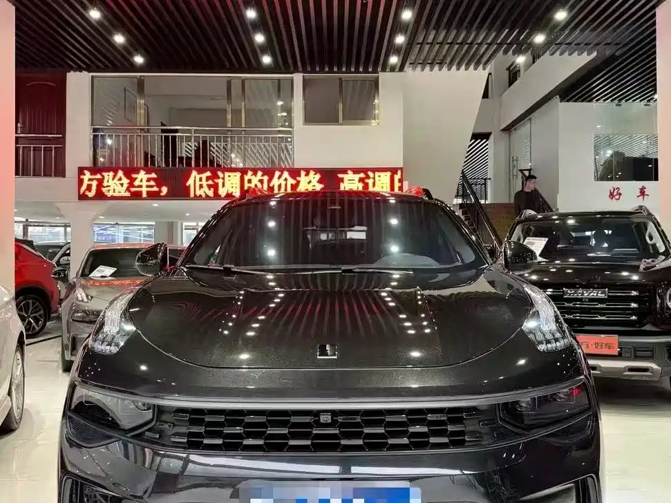 Lynk & Co 01 — миниатюра 2