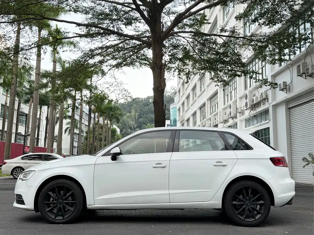 Audi A3 — миниатюра 4