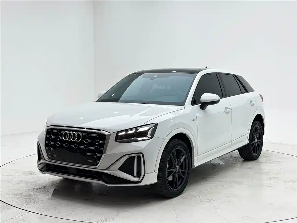 Купить Audi Q2L