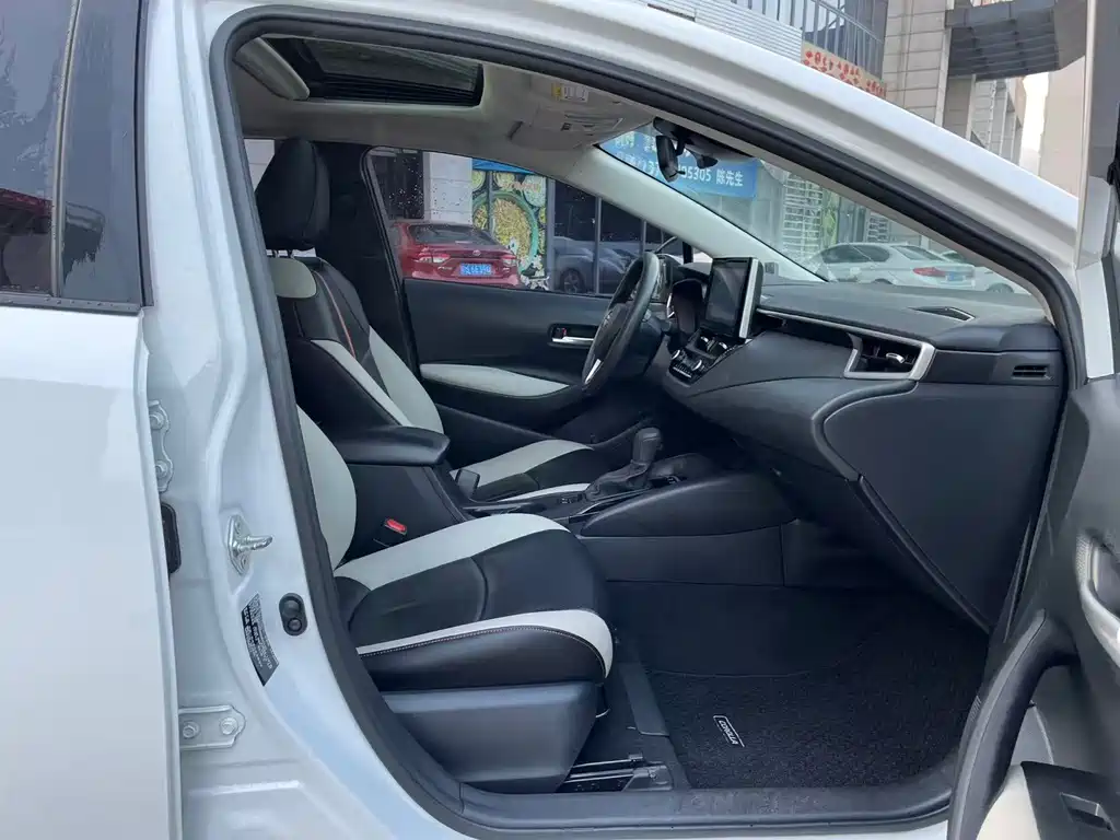 Toyota Corolla — миниатюра 11