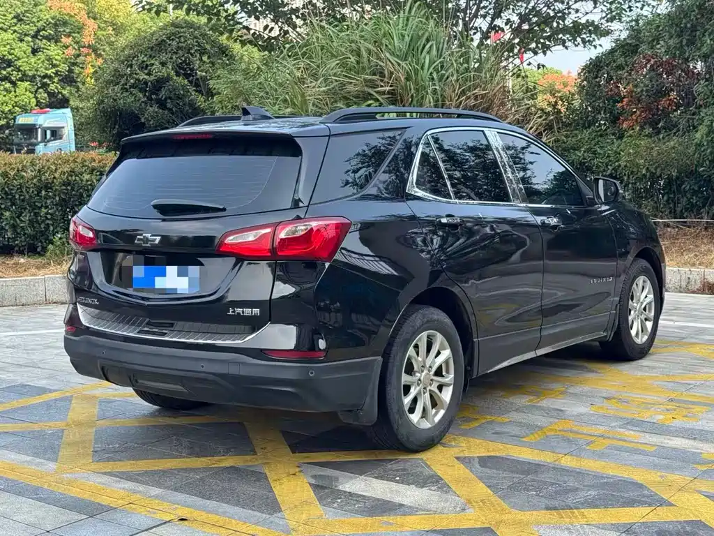 Chevrolet Equinox — миниатюра 4