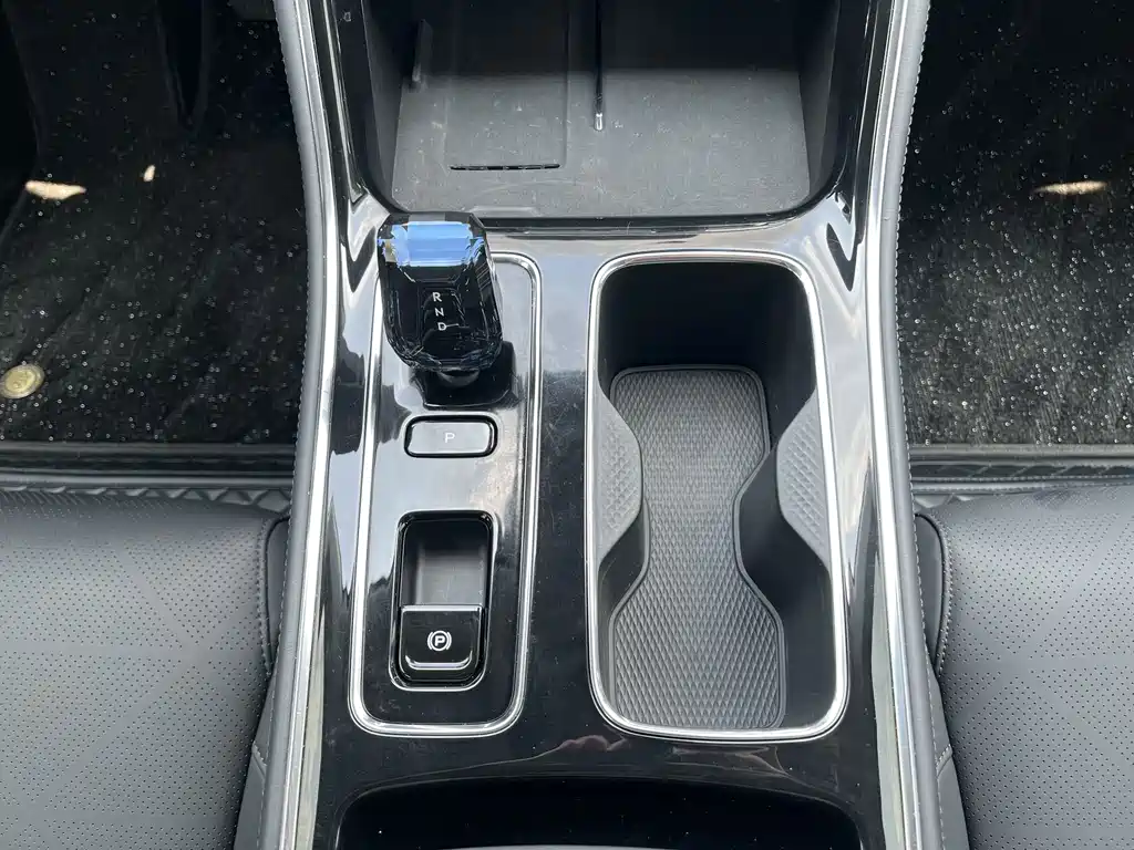 Geely Emgrand - фото 16