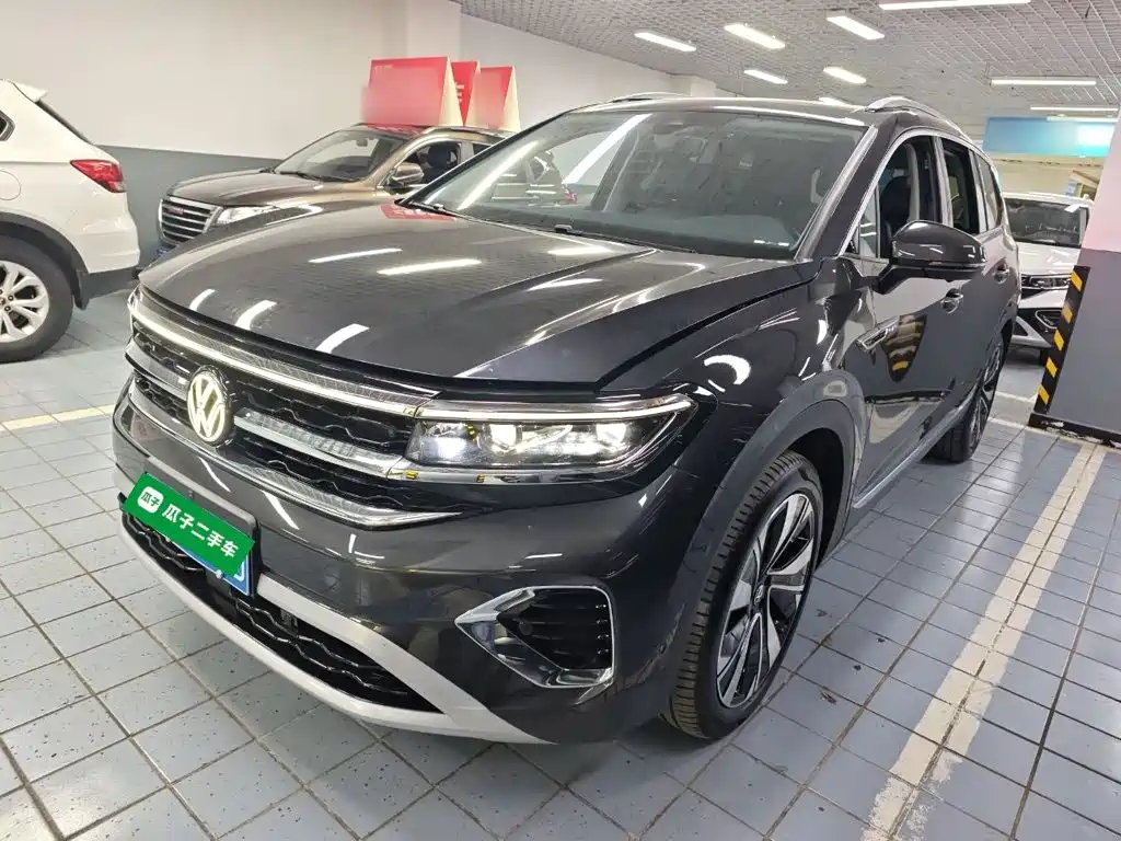 Volkswagen Viloran 2023 380TSI Luxury Pro 6 мест