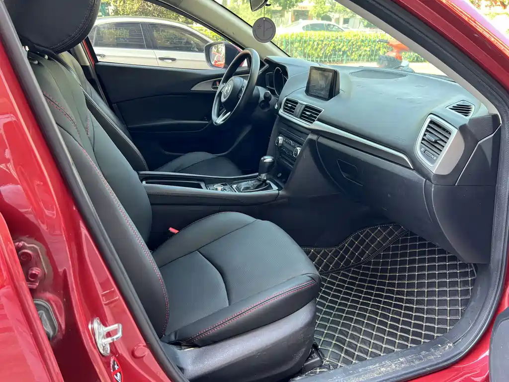 Mazda 3 Axela — миниатюра 11