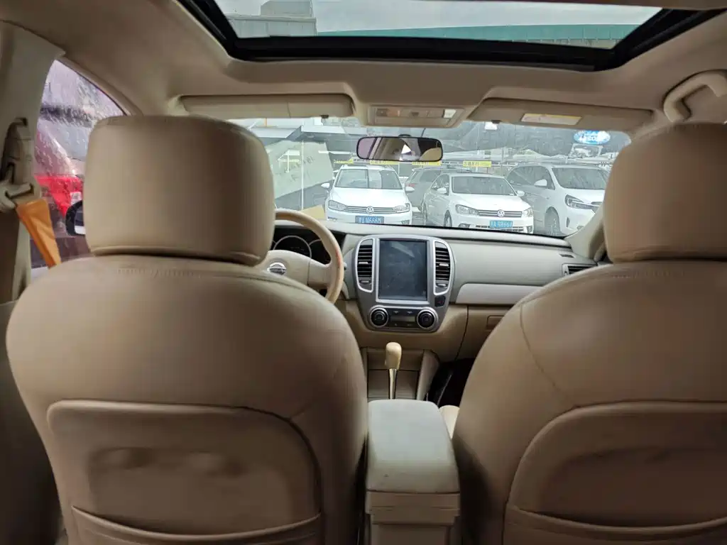 Nissan Sylphy — миниатюра 8
