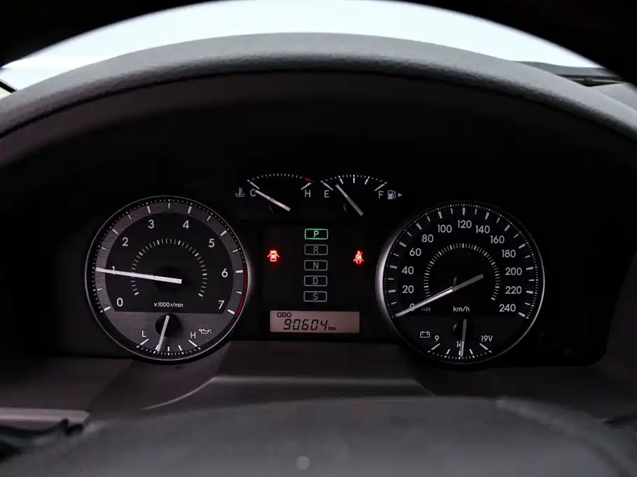 Toyota Land Cruiser — миниатюра 6