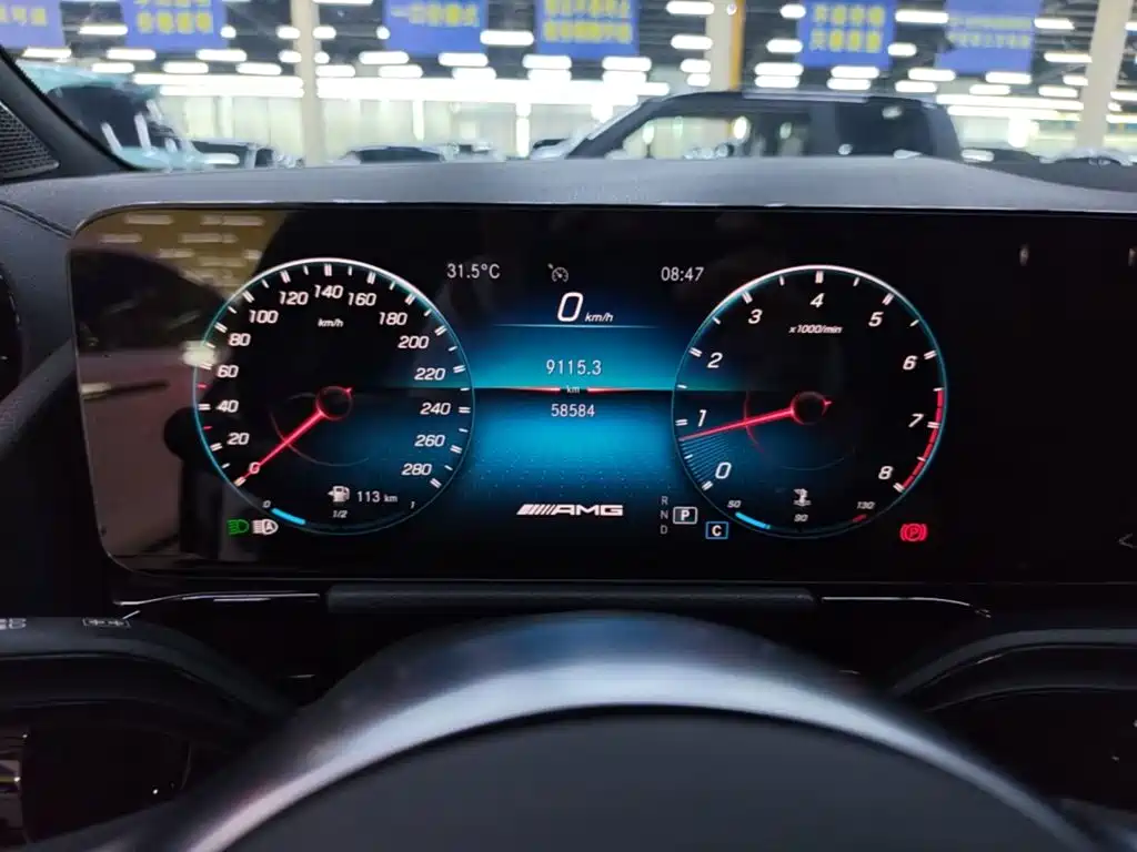 Mercedes-Benz GLA AMG — миниатюра 12