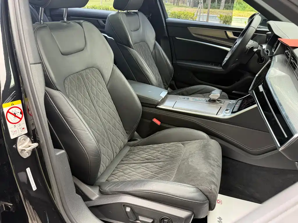 Audi A6L — миниатюра 19