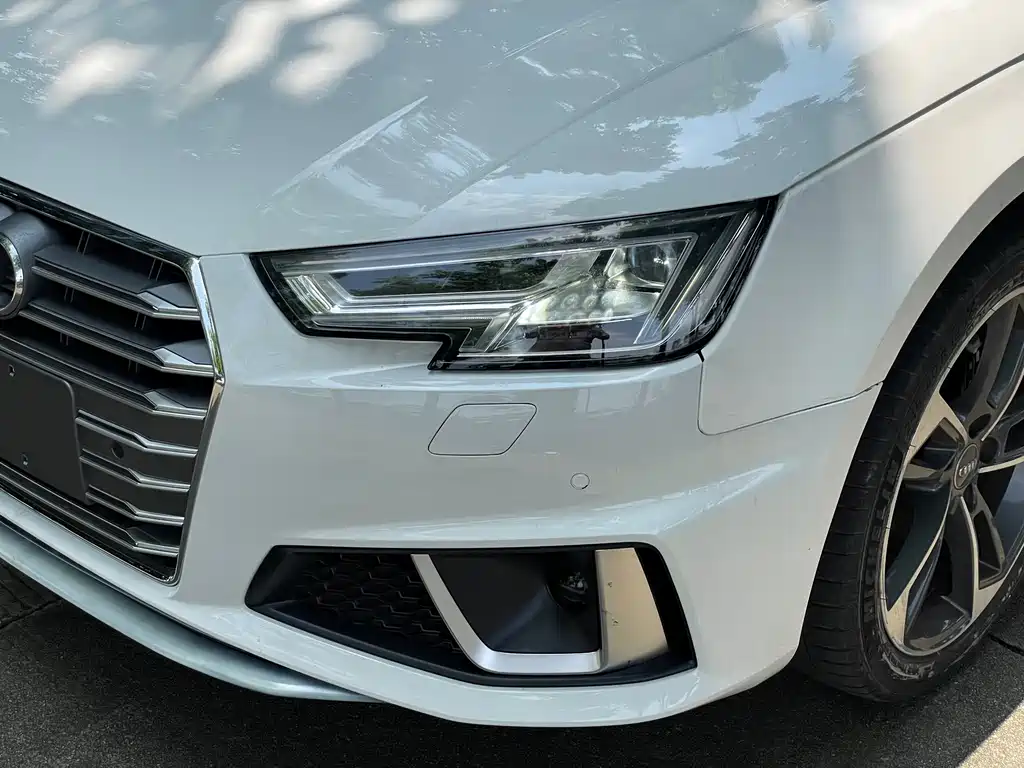 Audi A4L — миниатюра 2