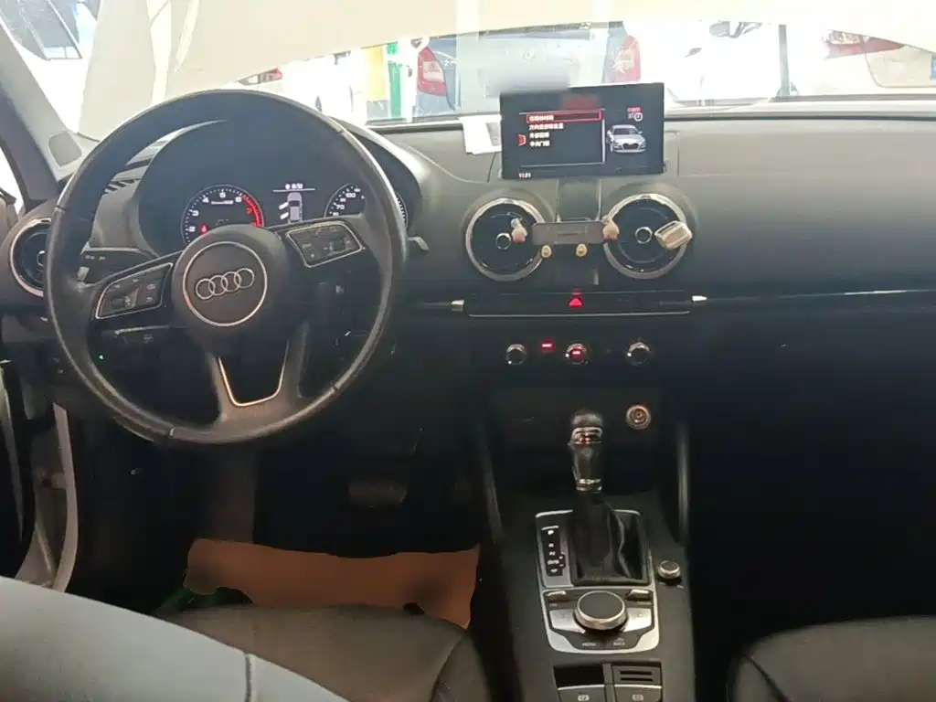 Audi A3 — миниатюра 10