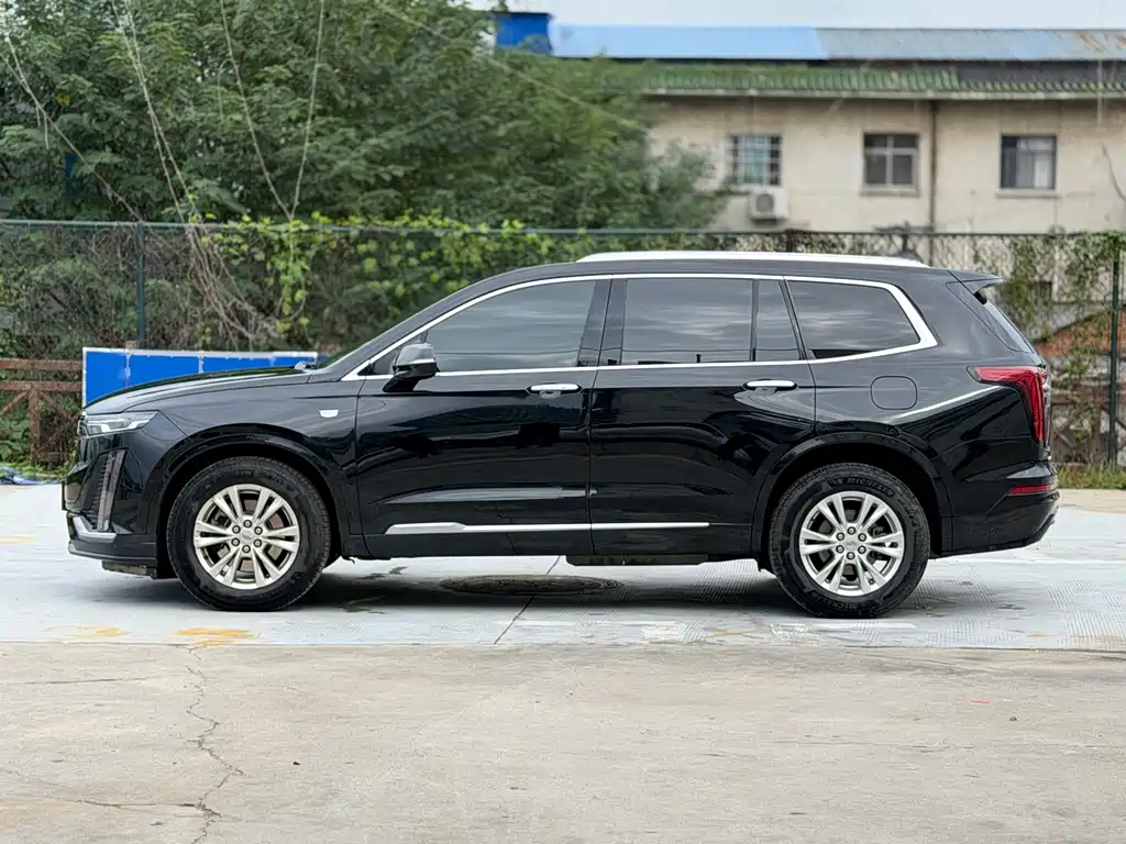 Cadillac XT6 — миниатюра 4