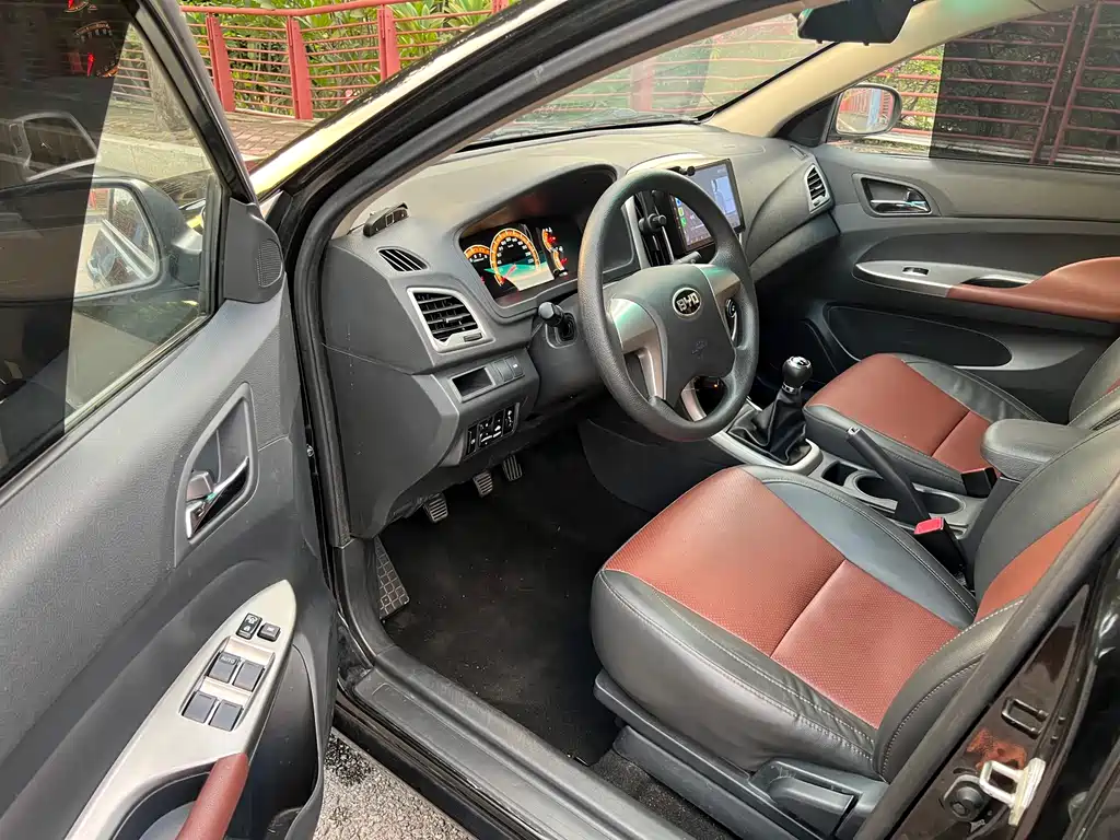 BYD F3 — миниатюра 9