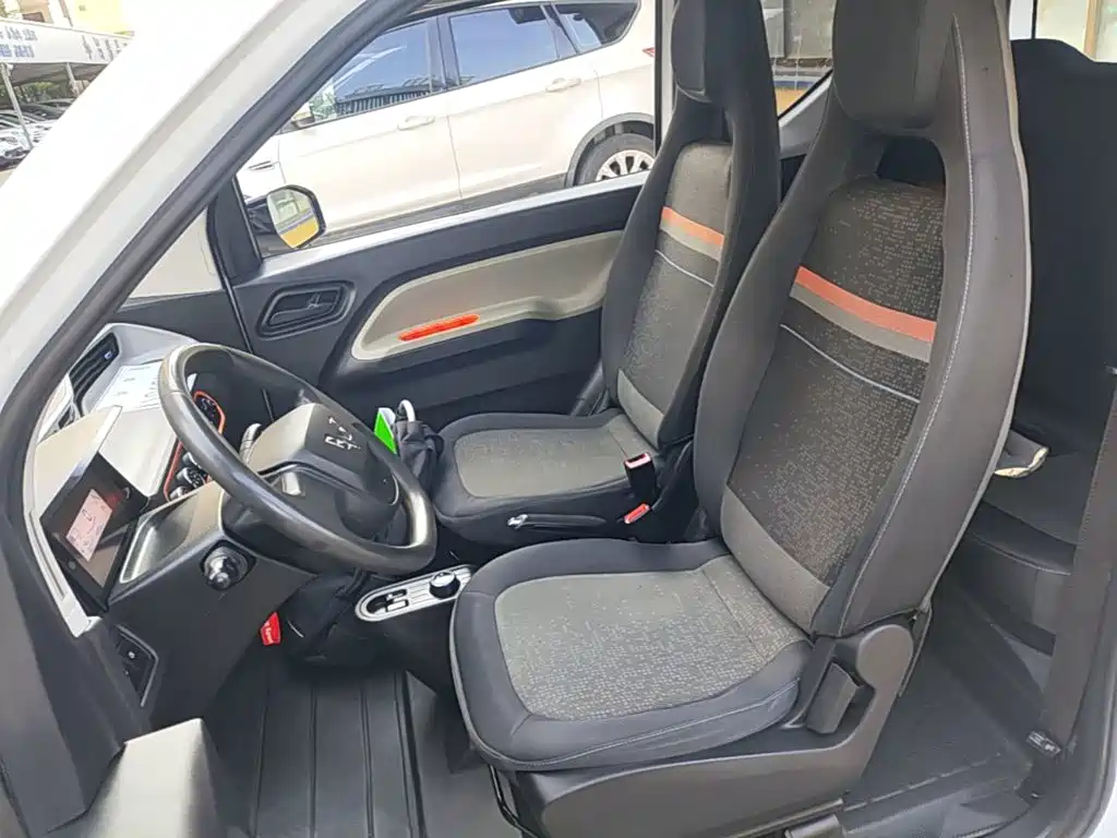 Wuling MINIEV — миниатюра 15