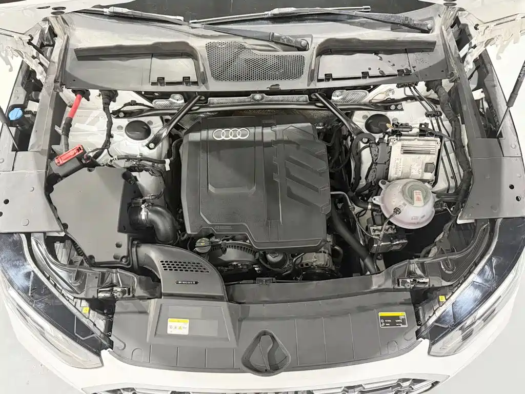 Audi Q5L id 4680516 из Китая 8
