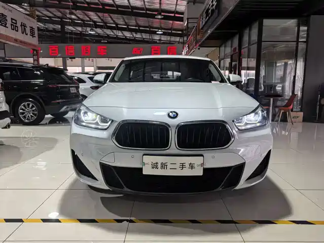 BMW X2