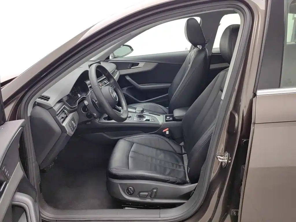 Audi A4L — миниатюра 10