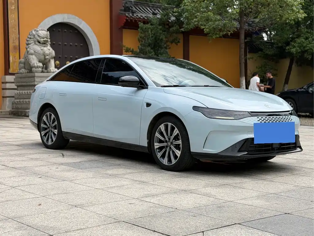 Leapmotor Leapmotor C01 — миниатюра 3