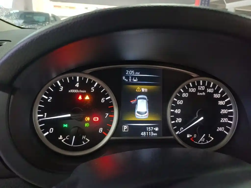 Nissan Tiida — миниатюра 12
