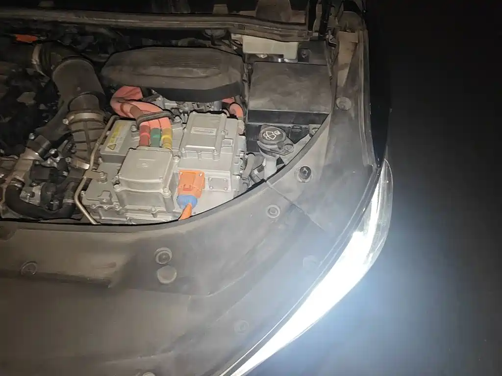 BYD MAX New Energy — миниатюра 20