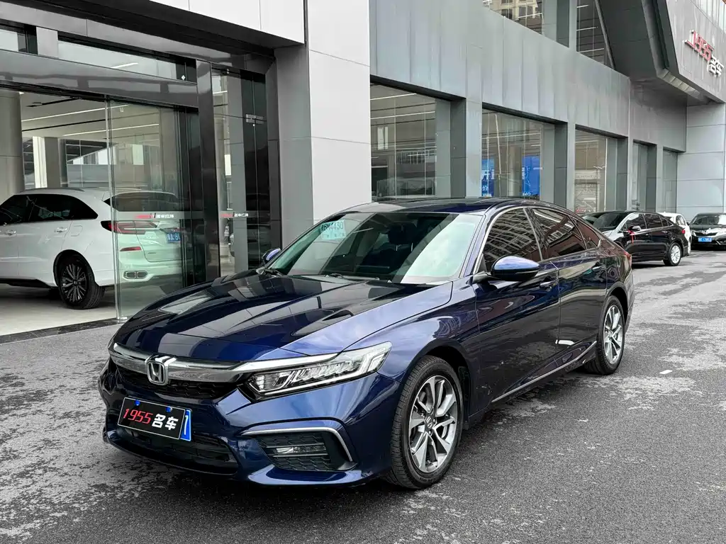 Купить Honda Inspire