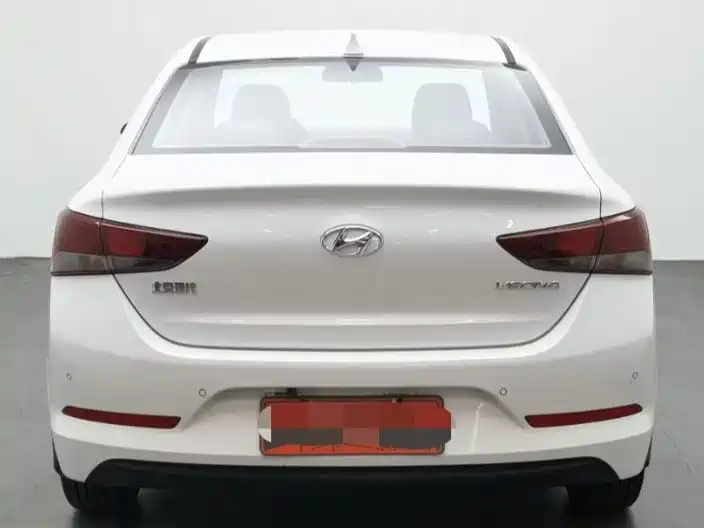 Hyundai Verna — миниатюра 3