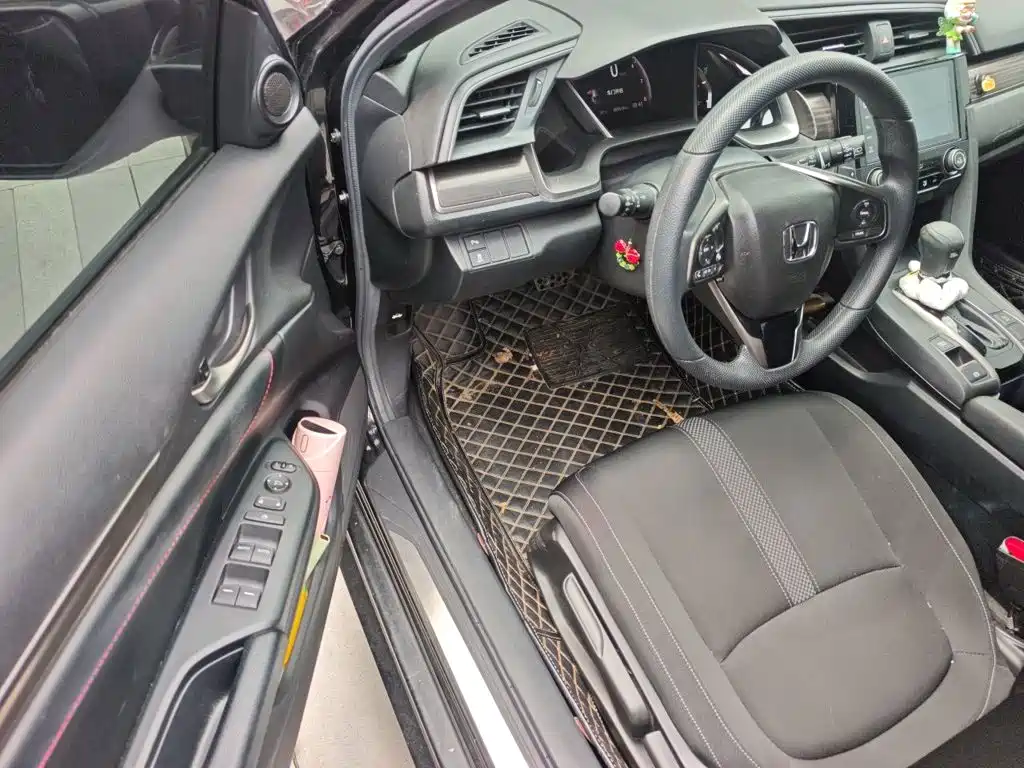 Honda Civic — миниатюра 17