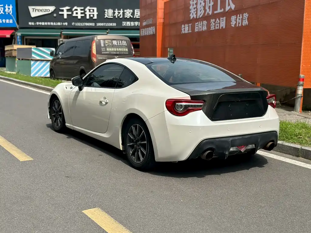 Toyota 86 — миниатюра 7