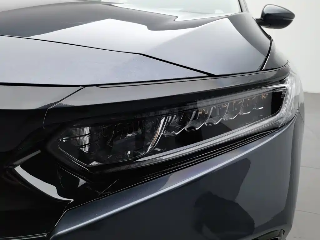 Honda Accord — миниатюра 7