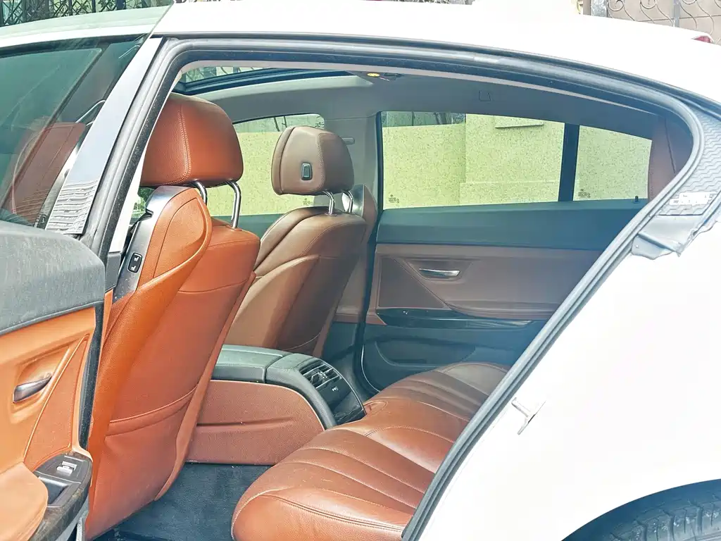 BMW 6 Series — миниатюра 11