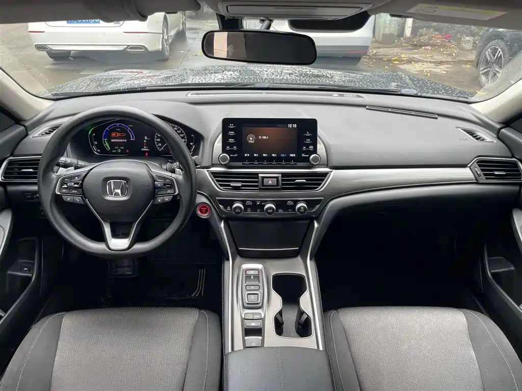 Honda Accord — миниатюра 5