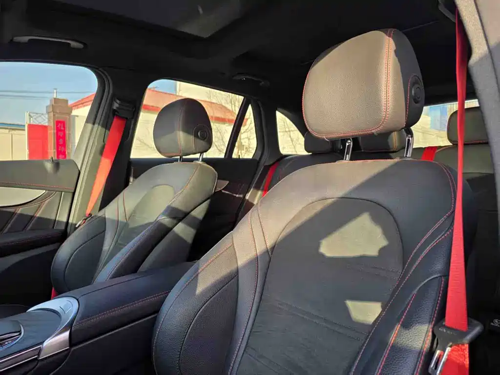 MERCEDES-BENZ GLC AMG