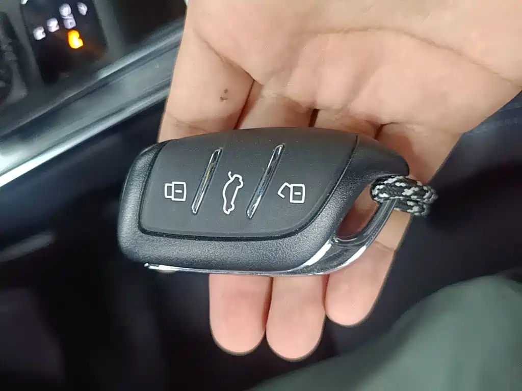 Roewe RX5 — миниатюра 9