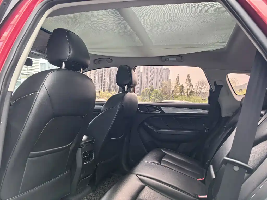 Roewe RX5 — миниатюра 8