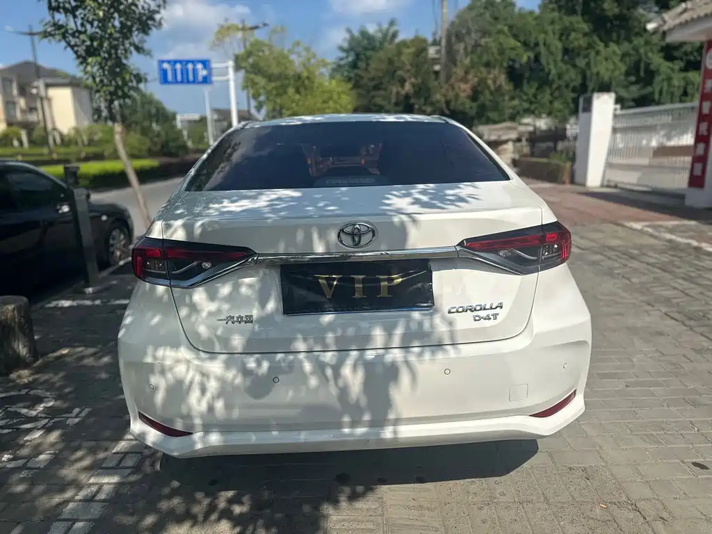 Toyota Corolla — миниатюра 5
