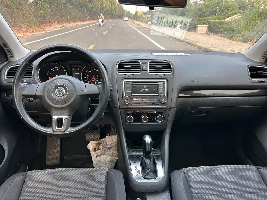 Volkswagen Golf — миниатюра 5