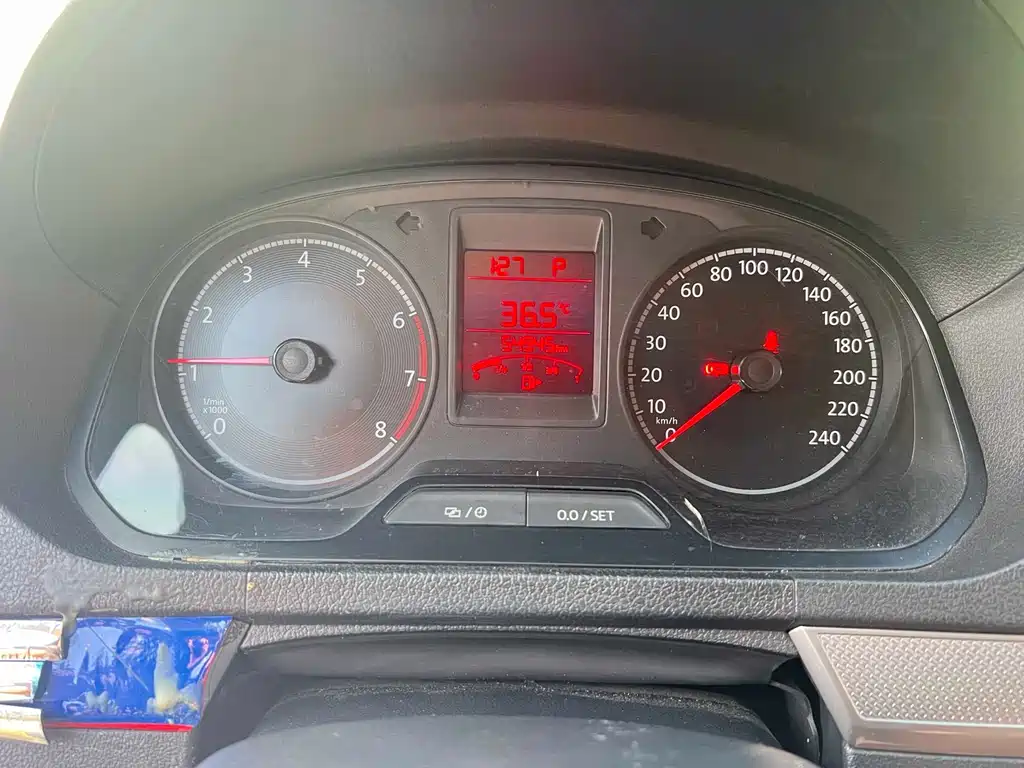 Volkswagen Jetta — миниатюра 10
