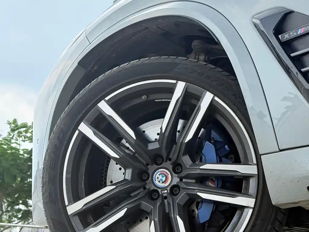 BMW X5 M — миниатюра 14