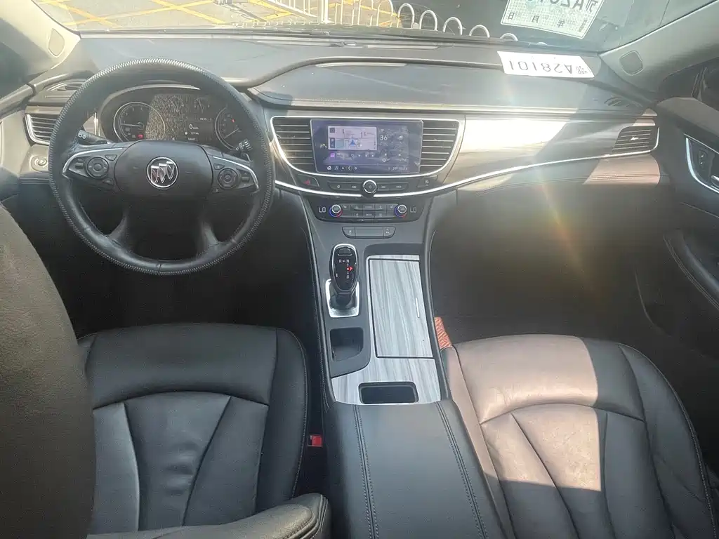 Buick LaCrosse — миниатюра 6