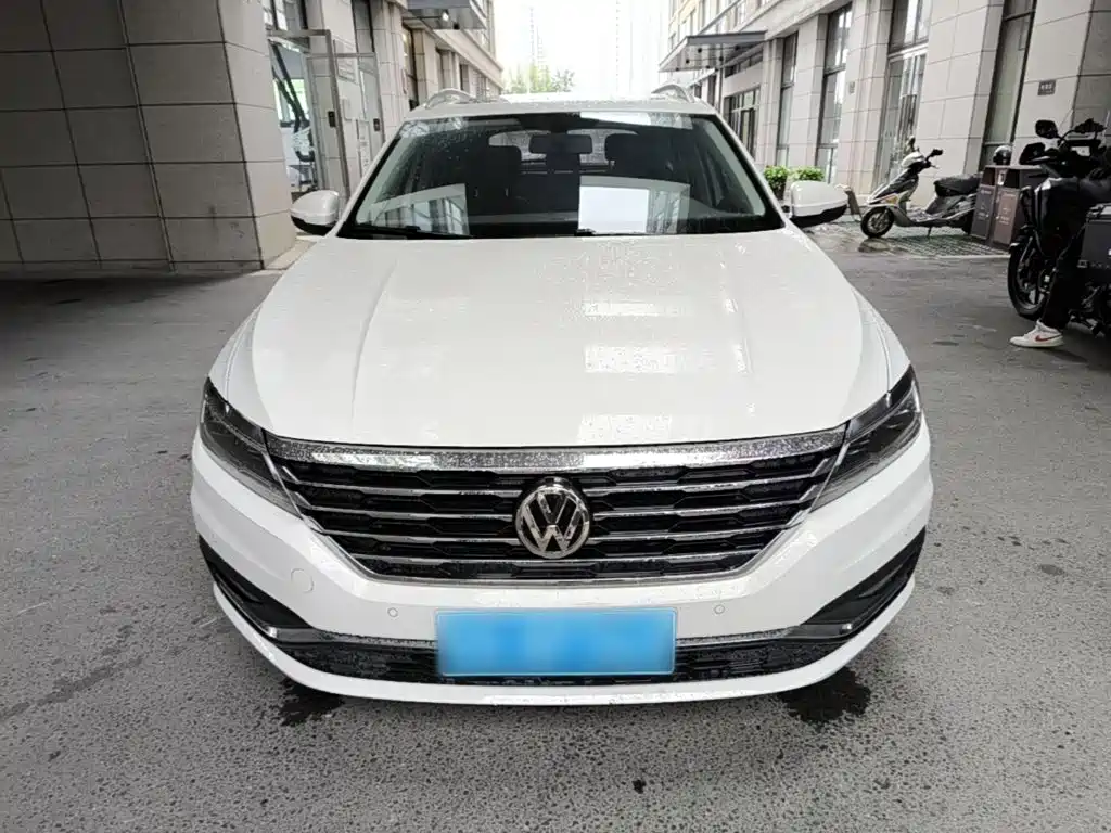 Volkswagen Lavida — миниатюра 3