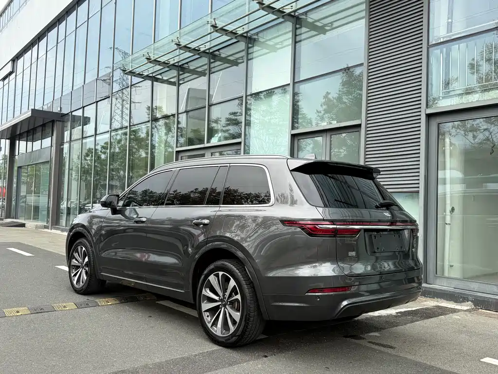 Li Auto Li ONE — миниатюра 8