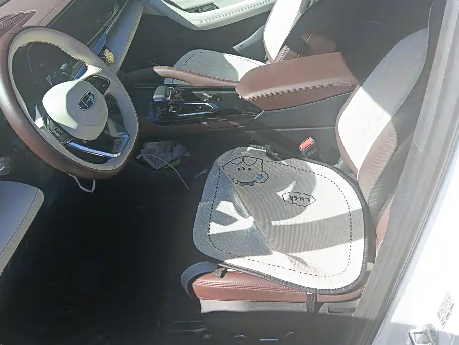 Geely Xingyue L — миниатюра 9